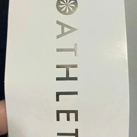 Athleta Max Out Chi Support Tank Black Size Large - Picture 8 of 8